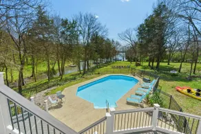 Huge Lakehouse w/Pool, Hot Tub & Fire Pit! - Image 3