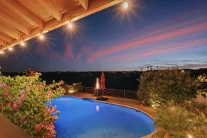 Spectacular Views! Heated Pool. Game Room. Private. Spacious. - Image 4