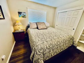 Lighthouse Suite Pet Friendly Hot Tub Sleeps 4 - Image 2