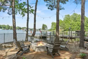 Pool/Hot Tub/Fire Pit/Kayaks - Ideal to Entertain! - Image 3