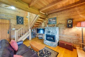 Private Hot Tub: 'Blue Sky Cabin' in Sequim - Image 4