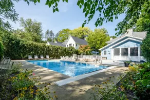 2027 OPEN! Union Pier Home With Pool and Hot Tub! Close To Private Beach! - Image 3