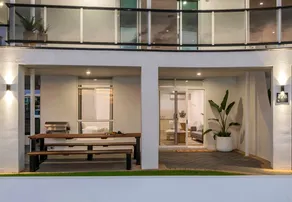 The Seaview | Seaside Apartment - Image 3