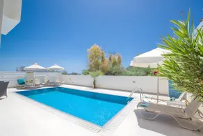 Casa De Nicole Deluxe - Seaview/Privacy/Modern - Image 3