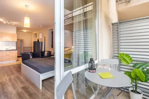 Modern - NEW - Balcony - Comfy - Easy Parking - Image 3