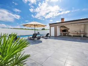 Holiday Home Villa Laura by Interhome - Image 2