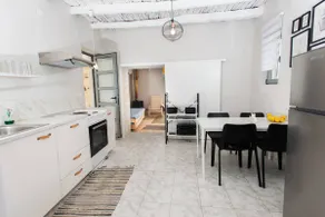 Schefflera Apartment, with Mountain View - Image 5