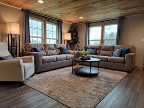Renovated Rustic Charm! Conveniently located - Image 5