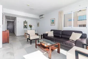 Apartment Facing the Sea and Marina - Image 5