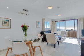 Apartment Facing the Sea and Marina - Image 4