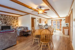 White Deer - Lake Access, Hot Tub, Dog Friendly - Image 5