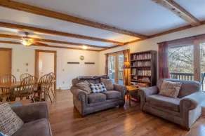 White Deer - Lake Access, Hot Tub, Dog Friendly - Image 4