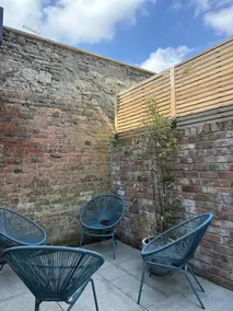 Ideal Bristol getaway - 3 bed harbourside home - Image 4