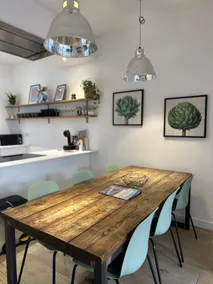 Ideal Bristol getaway - 3 bed harbourside home - Image 5