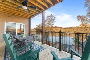 Lake Views | 3 Kings | 5 min to Landing! - Image 3