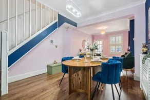 Victorian Cottage, Close 2 All The Sights, Parking - By Tempstay - Image 3