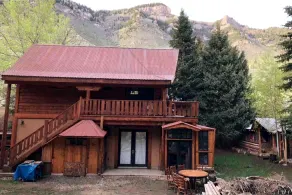 Cabin-Style Ski Home in Minturn with Private Deck - Image 5