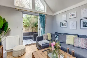 Apple Tree Cottage - Image 2
