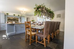 Willowgarth House - Image 2