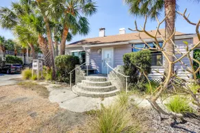 Indian Rocks Beach Cottage, Walk to Beach! - Image 3