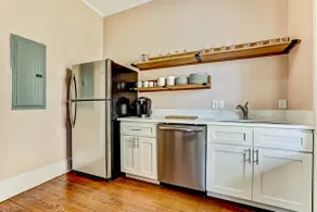 23 E York Street Unit 2 - Image 5