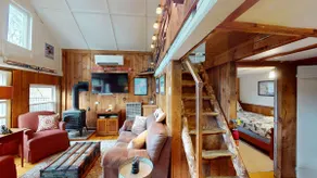 Pond View Cabin - Image 3