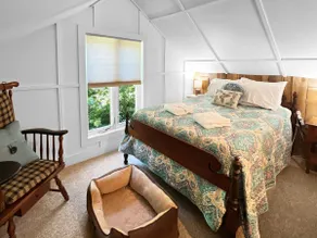 Pond View Cabin - Image 4