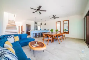 Beachfront Villas with Private Pool Steps to the Sea! - Image 3