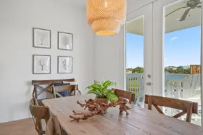 Galveston Beach House with Water Views - Image 5