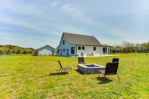 Stunning Chesapeake Bay Farmhouse w/ Dock & Kayaks - Image 3