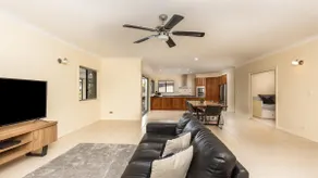 Newport Retreat - Image 5