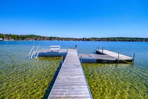 Stunning Sebago Lake House w. Game Room & Dock - Image 2