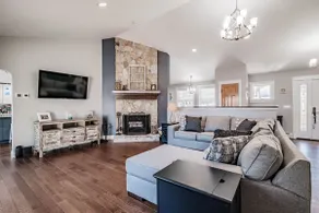 Stunning Sebago Lake House w. Game Room & Dock - Image 4