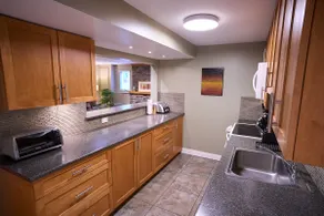 Awesome 2BR in Lynn Valley - Image 4