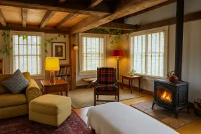 Magical Post and Beam Loft Downtown Newport! - Image 5
