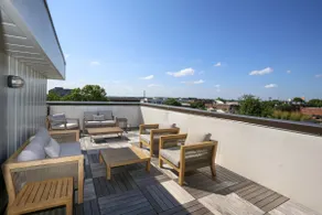 301- Loft stay w/ rooftop patio & parking - Image 5