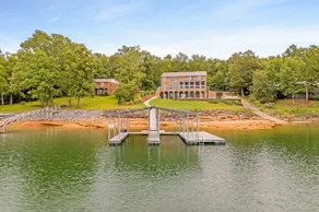 Arches - Artisan home on the main body of the lake, 2 covered boat slips - Image 3