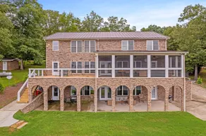 Arches - Artisan home on the main body of the lake, 2 covered boat slips - Image 4