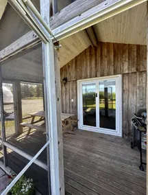 Lakeside Luxury Cottage & Hot Tub - Image 5