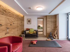 Trendguide Suites - Central Studio Lounge - Image 3