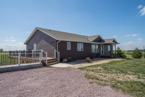 Ranch House: 70 Acres, Horses, Hot tub, Sleeps 15 - Image 2