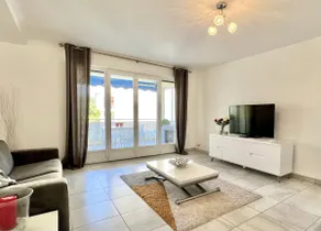 Beautiful 2 rooms, large terrace, near Center & Sea - Image 2