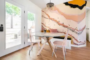 Boho-Glam Bungalow, Fenced Yard, 2 Kings - Image 5