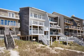 Little House on the Beach - Image 5