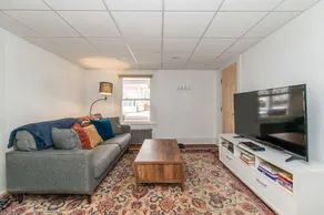 3Bed Apt 5 Mins to i89, w/ off street parking! - Image 4
