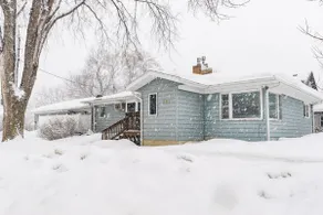 NEW Remodeled Townhome in Central Fargo - Image 4