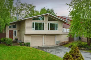 3 Bedroom Home sleeps 12 - Image 3