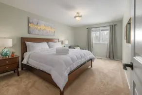 3 Bedroom Home sleeps 12 - Image 5