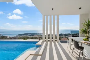 Villa Sagnia, 4 Schlafzimmer mit Bad, Meerblick - Image 3