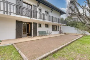 Maison de vacances conviviale et familiale avec terrasse, internet haut débit et jardin | Vue jardin | Adaptée au travail à distance - Image 3